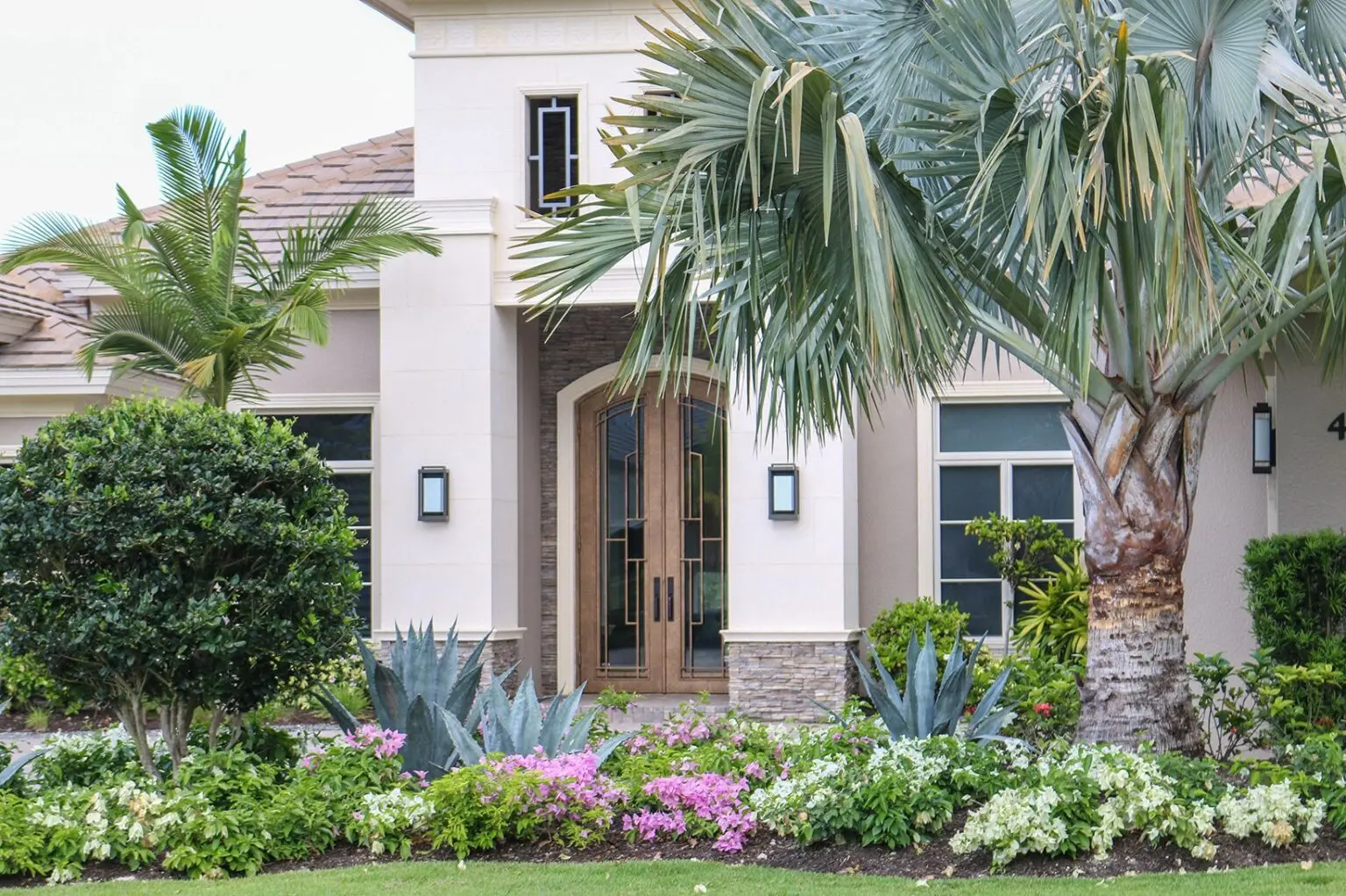 Contemporary 1 iron door design