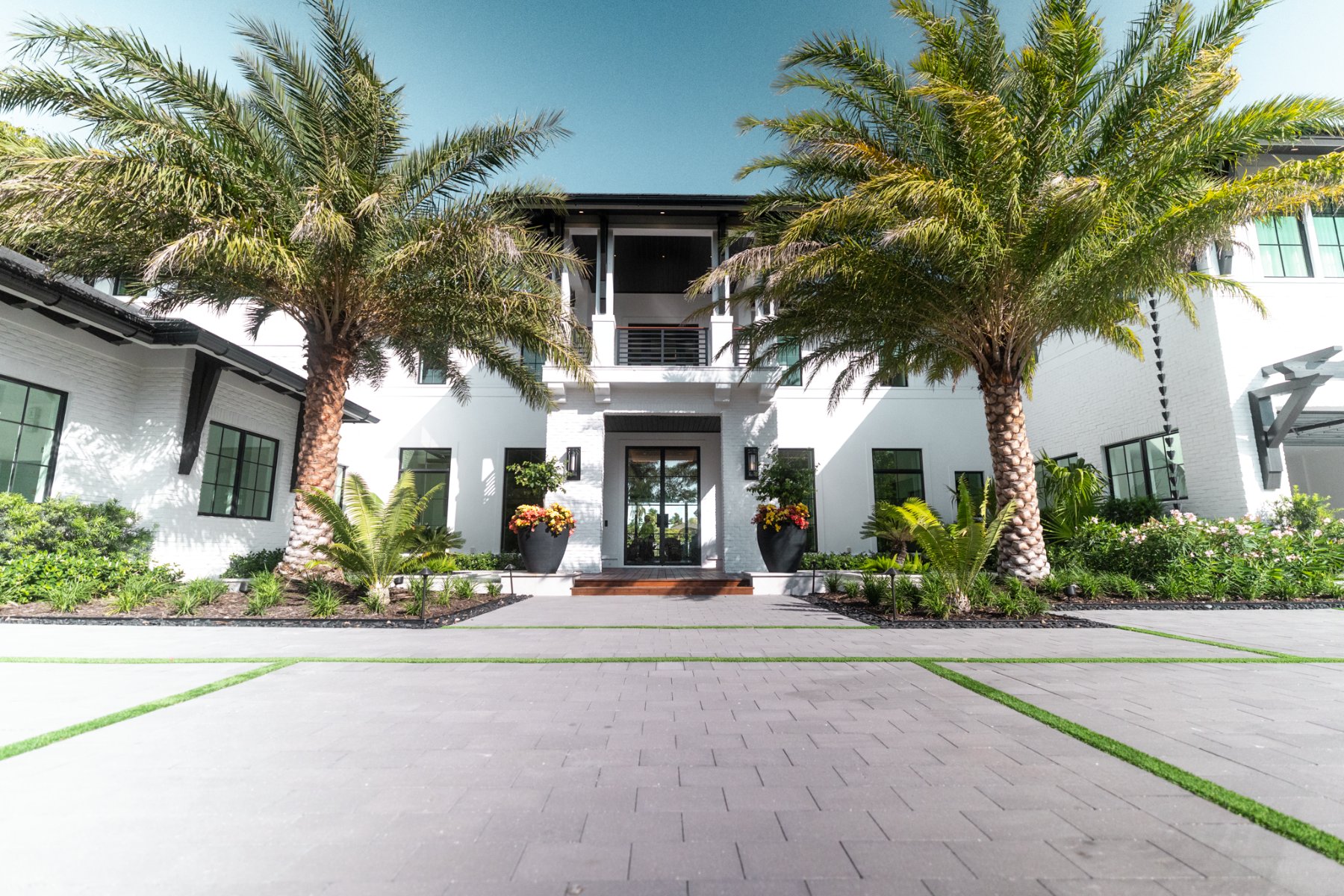 Milano Series entryway